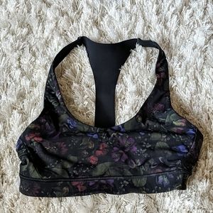 Lululemon bra size 8